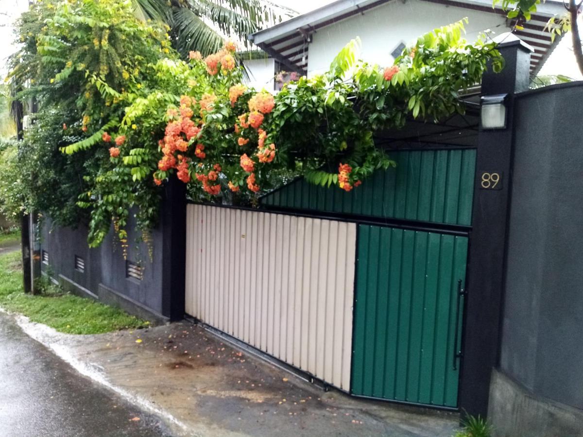 Sunny Side 89 Hotel Galle Luaran gambar